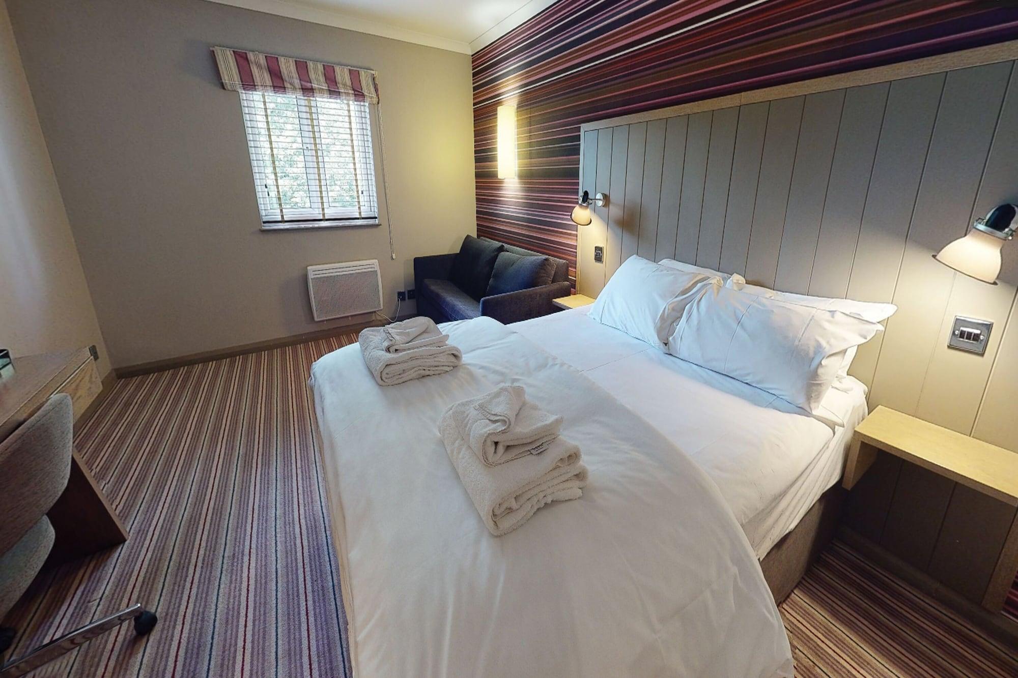 Village Hotel Ковънтри Екстериор снимка