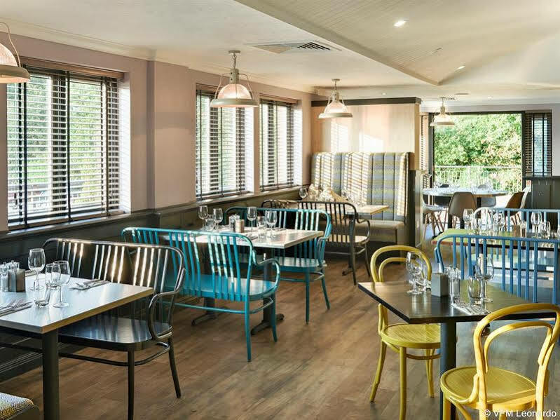 Village Hotel Ковънтри Екстериор снимка